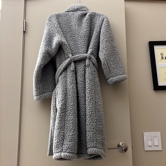Pottery Barn Teddy Bear Robe - Picture 3 of 5